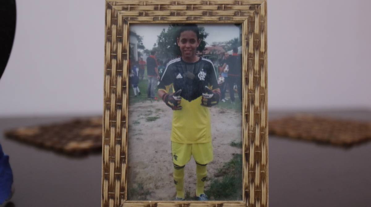 Rio de Janeiro - RJ - 28/02/2019 - Especial Tragedia no Ninho - Familia de Christian Esmerio, vitima do incendio no Ninho do Urubu em 08-02-2019, em Madureira, zona norte do Rio - na foto, Andreia Oliveira, mae do goleiro - Foto Reginaldo Pimenta / Agencia O Dia