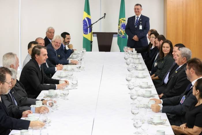 presidente bolsonaro no cafÃ© da manhÃ£ com jornalistas