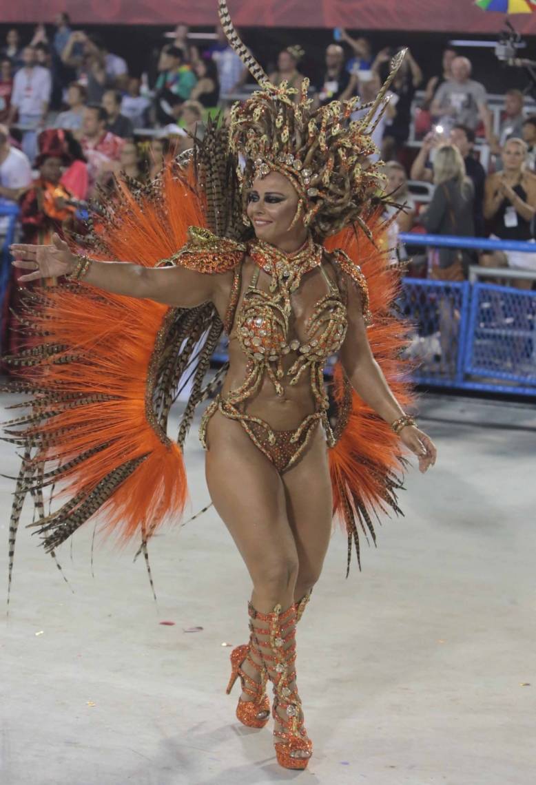 26/02/2017. Carnaval 2017 - Viviane Araújo, rainha de bateria, no desfile da G.R.E.S. Acadêmicos do Salgueiro, no Sambódromo Marquês de Sapucaí no Rio de Janeiro (RJ) válida pelo Grupo Especial. Foto - Daniel Castelo Branco Agência O Dia - CARNAVAL 2015/DESFILE/SALGUEIRO/SAPUCA