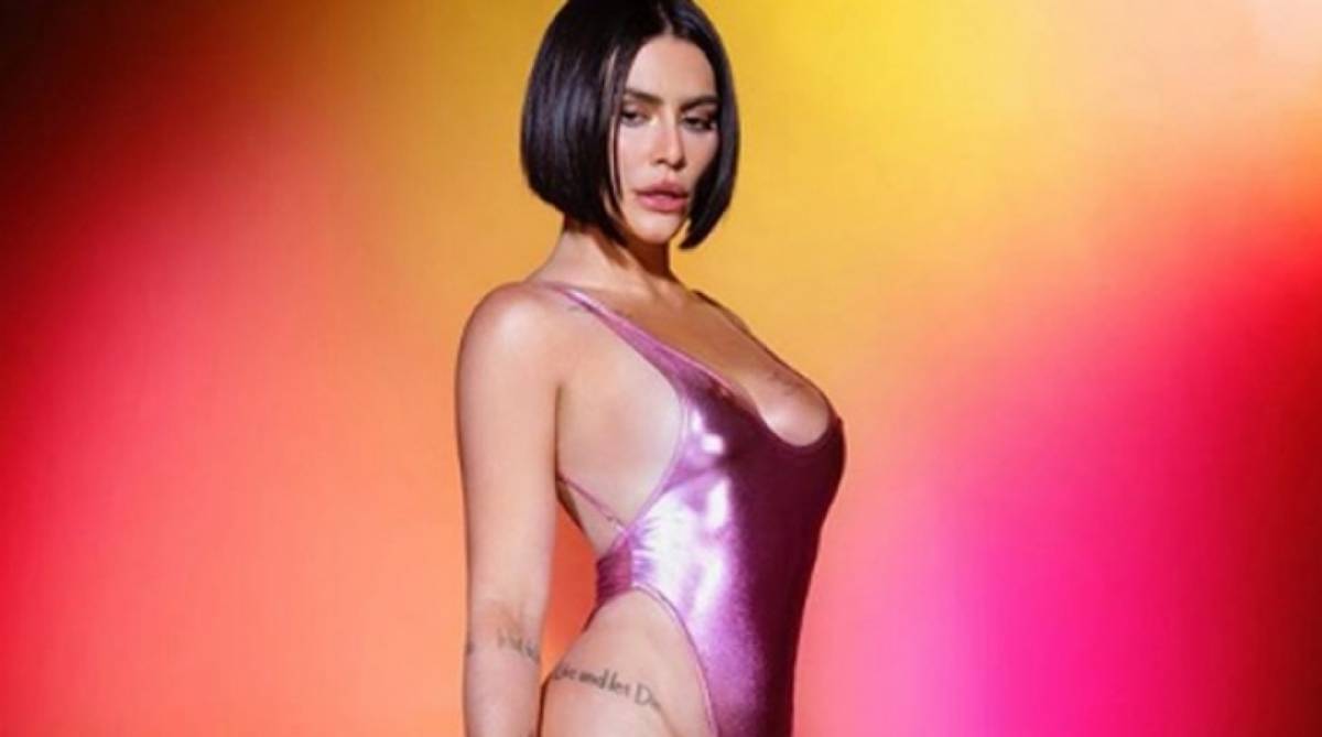 Cleo Pires arrasa com body cavado: 'bem discreta'