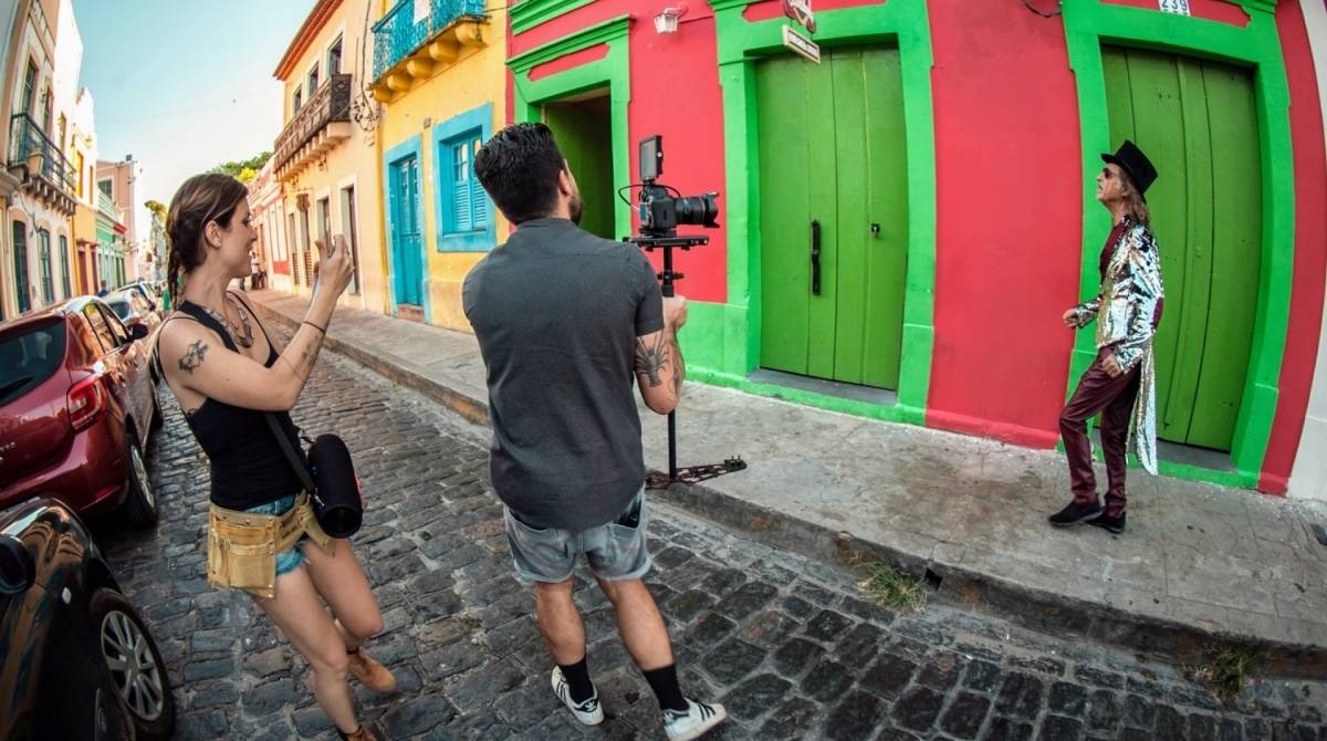 Série Videoclipers estreia com clipe de Alceu Valença