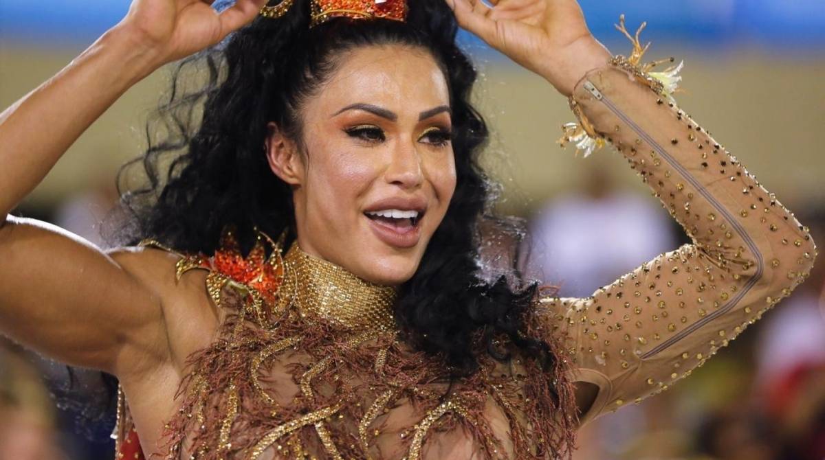 Rainha de bateria da Uni&atilde;o da Ilha Gracyanne Barbosa 