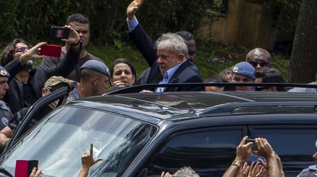 Lula est&aacute; preso em Curitiba desde abril do ano passado - Miguel Schincariol / AFP