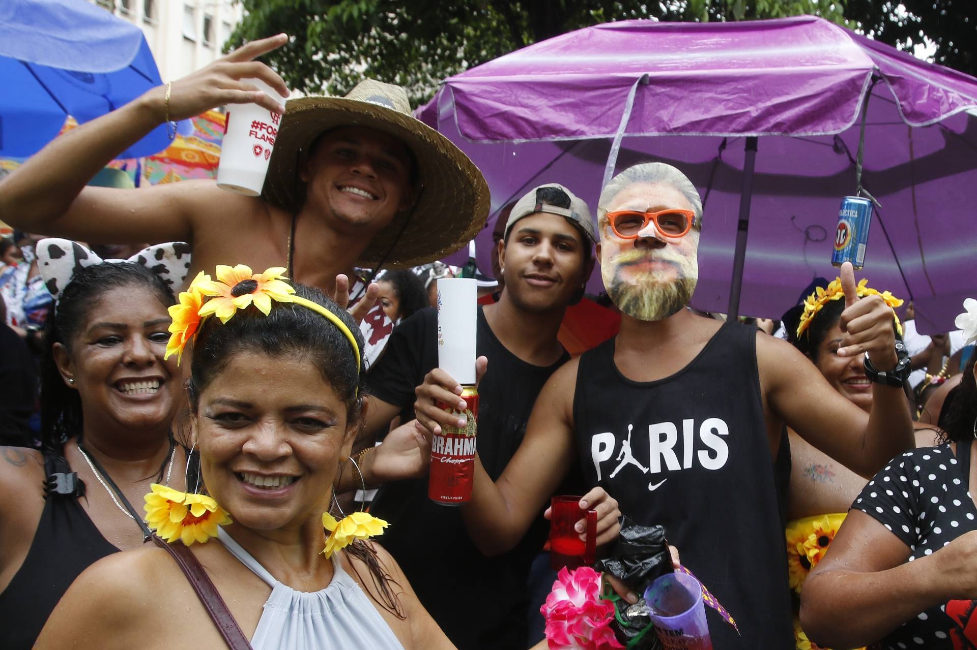 Rio de Janeiro - RJ  - 02/03/2019 - Desfile de Blocos - Desfile do Bloco Cordao da Bola Preta, na Avenida Primeiro de Mar&ccedil;o, centro do Rio - Foto Reginaldo Pimenta / Agencia O Dia