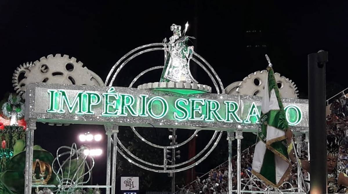 Carnaval 2019 - Desfile da Escola de Samba do Grupo Especial G.R.E.S. Imp&eacute;rio Serrano, no Samb&oacute;dromo da Marqu&ecirc;s de Sapuca&iacute;, no centro da cidade do Rio de Janeiro neste domingo(03).