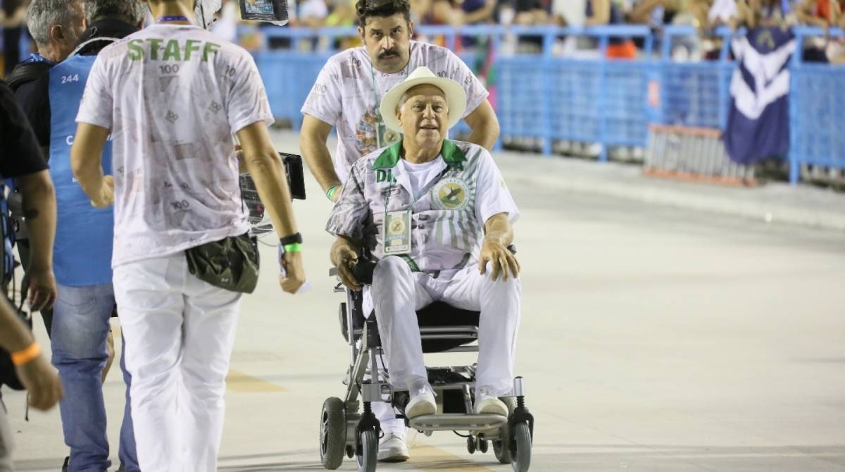Antônio Fagundes gravou cenas como Alberto de 'Bom Sucesso' durante o desfile da Imperatriz