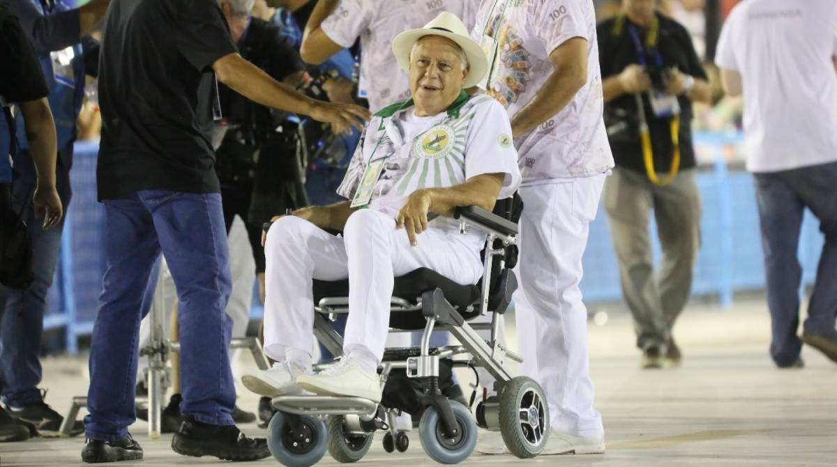 Antônio Fagundes gravou cenas como Alberto de 'Bom Sucesso' durante o desfile da Imperatriz