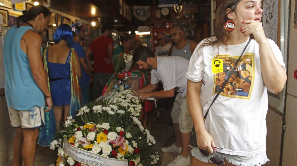 Rio de Janeiro - RJ - 04/03/2019 - Velorio - Velorio de Alfredinho Bip Bip, o velorio acontece no Bar Bip Bip, na Rua Almirante Gonçalves, em Copacabana, zona sul do Rio- Foto Reginaldo Pimenta / Agencia O Dia