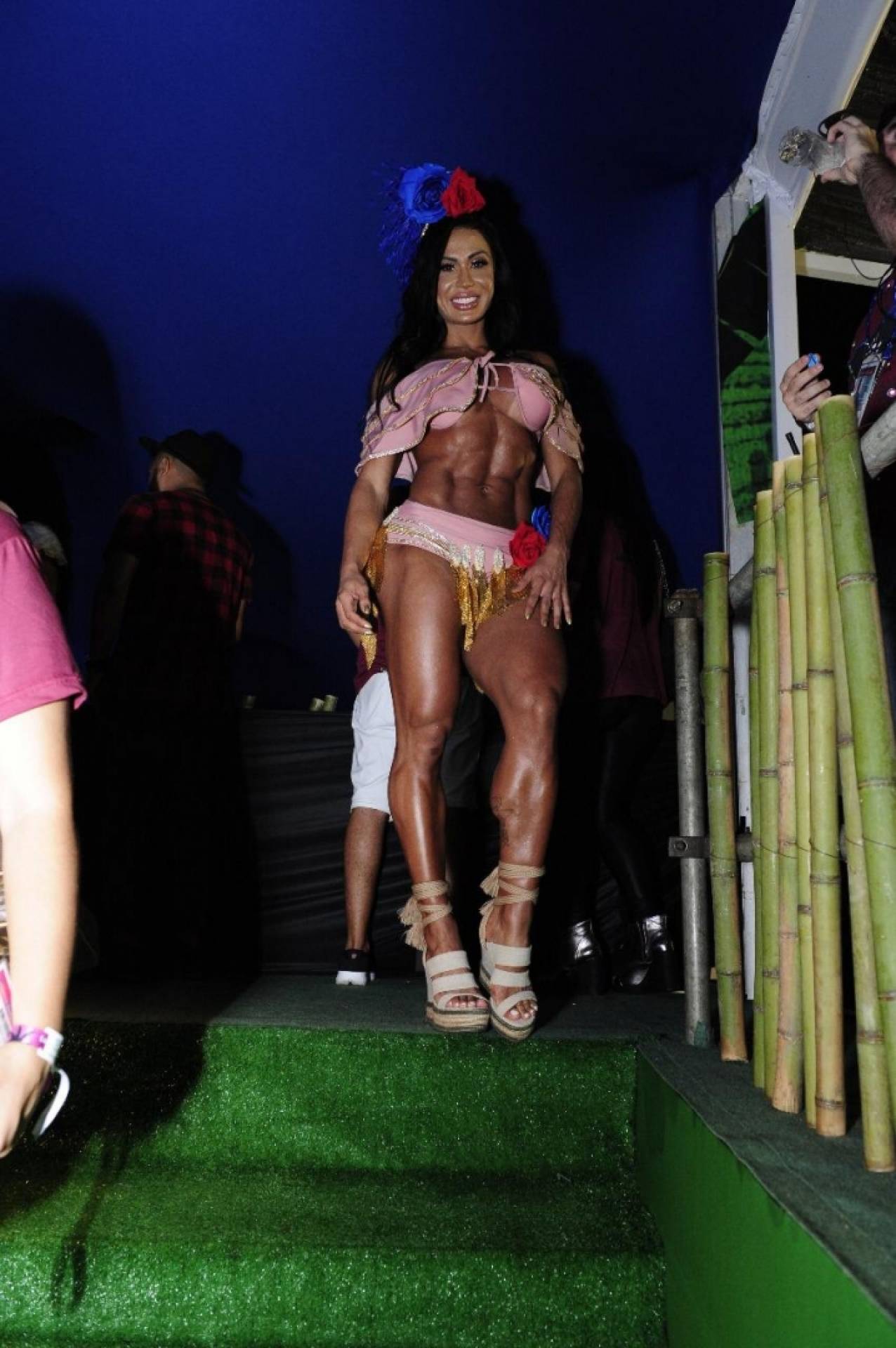 Gracyanne Barbosa no camarote Rio Praia