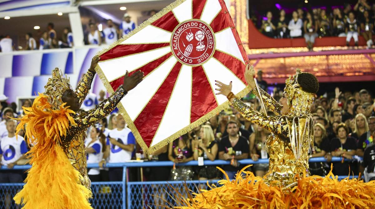 Casal de mestre-sala e porta-bandeira do Salgueiro 2019