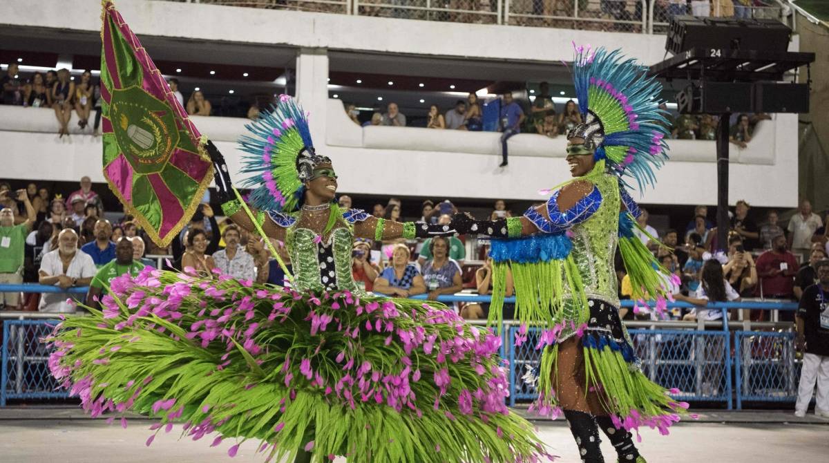 Rio, 04/03/2019 - AGÊNCIA DE NOTÍCIAS - PARCEIRO - Carnaval 2019 - Desfile da escola de samba do Grupo Especial, Estação Primeira de Mangueira, no Sambódromo da Marquês de Sapucaí, no Centro do Rio, na noite de segunda-feira (04) - Foto: Delmiro Junior/Parceiro/Agência O Dia