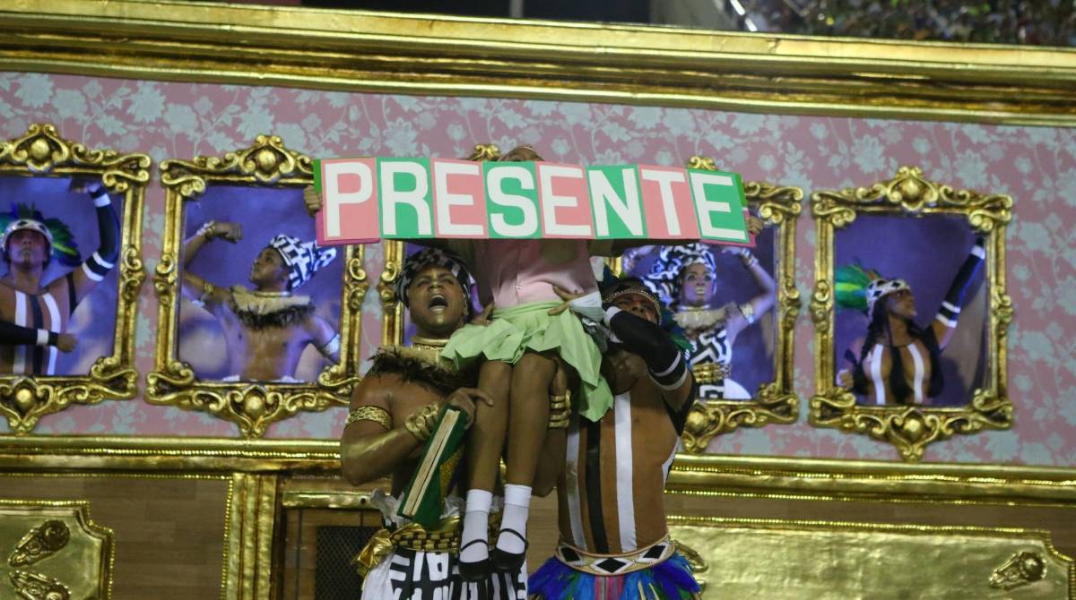 Carnaval 2019 - Desfile da Escola de Samba do Grupo Especial, G.R.E.S. Estação Primeira de Mangueira, no Sambódromo da Marquês de Sapucaí, no centro da cidade do Rio de Janeiro nesta terça-feira (05). Foto:Daniel Castelo Branco/Agência O Dia