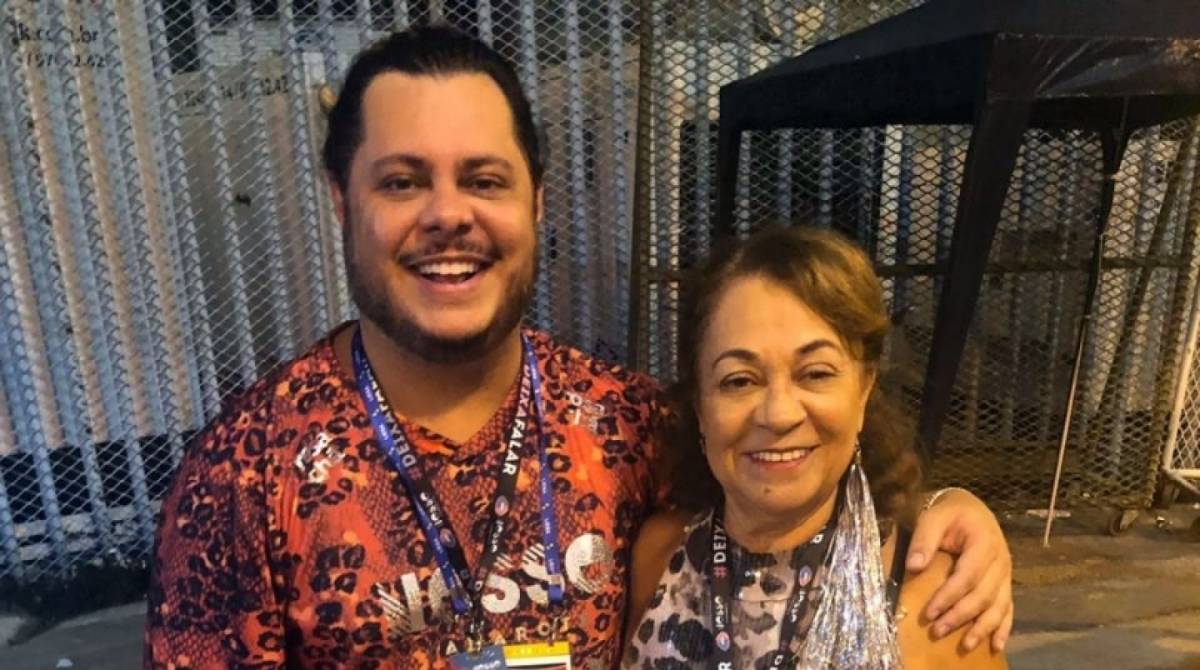 Majella e a m&Atilde;&pound;e, Dona Ros&Atilde;&cent;ngela