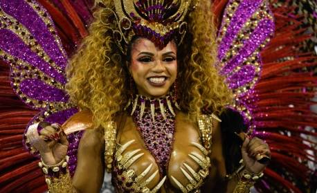 Ensaios na Sapucaí e megablocos com Léo Santana e Lexa vão reunir multidão neste fim de semana