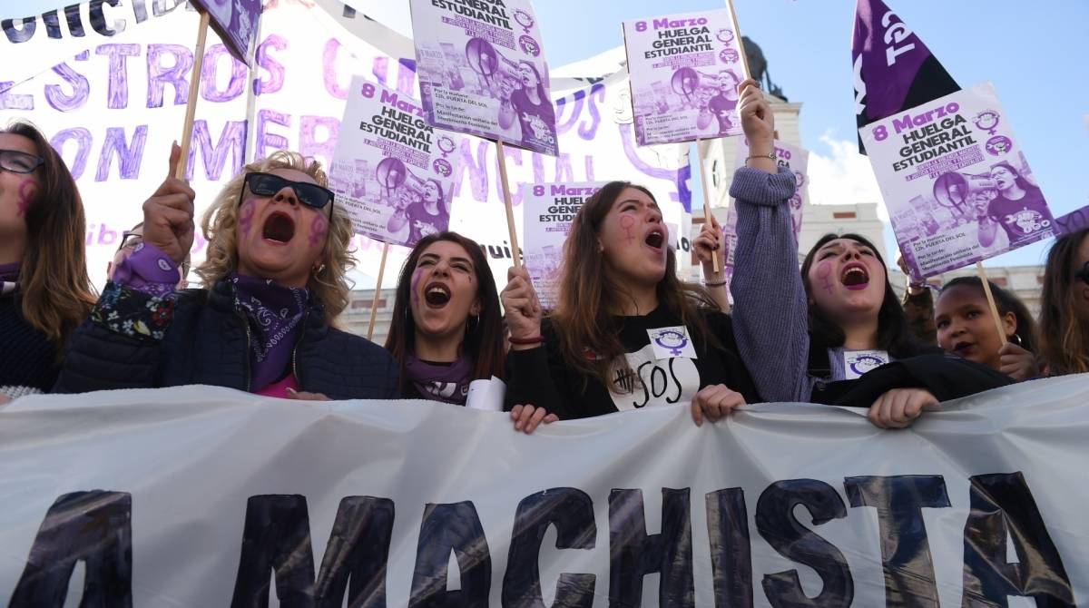 Protesto em Madri, na Espanha, onde mulheres fizeram greve contra o machismo