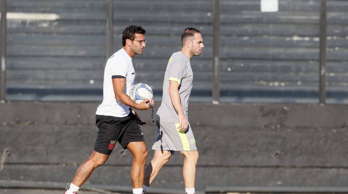 Vasco treina em São Januário - 07/03/2019...Foto: Rafael Ribeiro/Vasco...*Imagem destinada a uso INSTITUCIONAL e EDITORIAL, seu uso COMERCIAL, montagens, alteração do conteúdo, propaganda, impressão, inclusão de logomarcas esta vetado incondicionalmente por seu autor e pelo Club de Regatas Vasco da Gama....Créditos obrigatórios de acordo com a Lei Federal 9610/98
