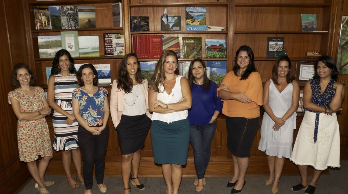 Alto escalão é formado por mulheres