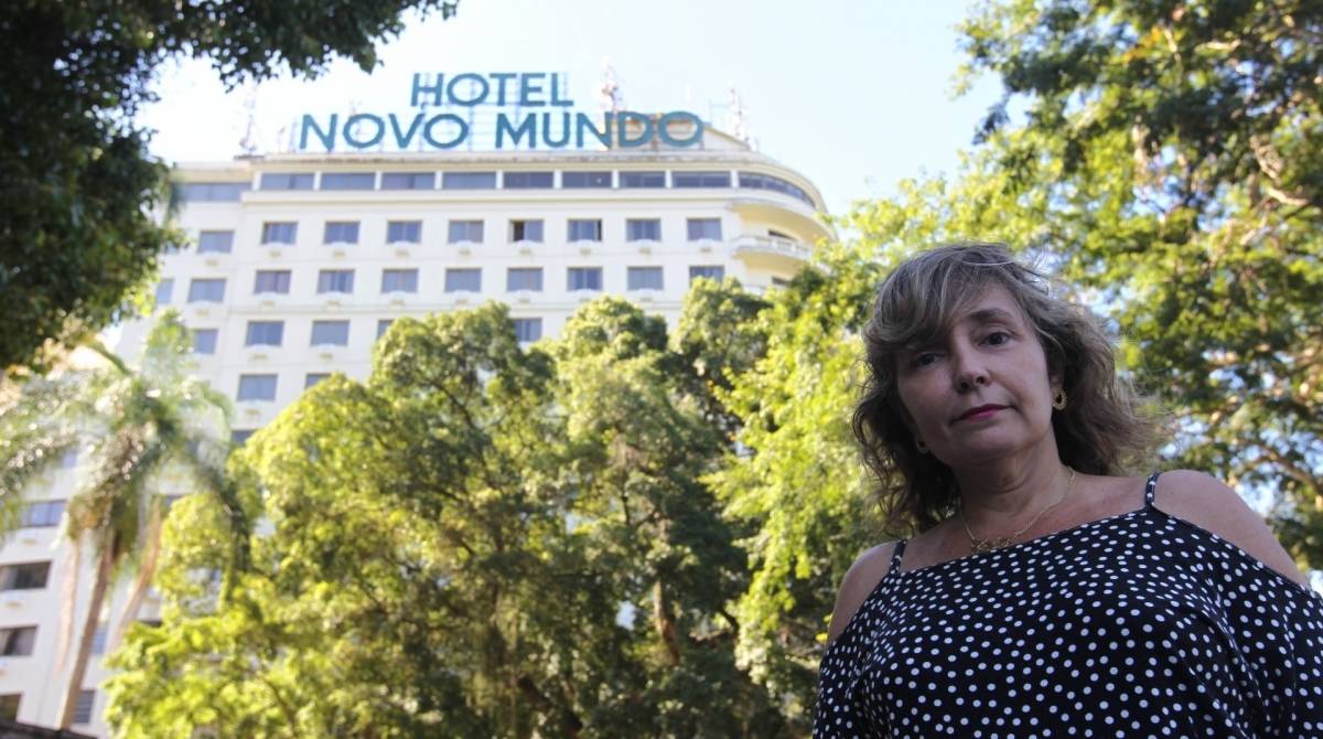 Rio de Janeiro, 08/03/2019, sexta feira - Hotel Novo Mundo, cosntruido na decada 40 esta encerrando suas atividades no final desse mes, um hotel hist&oacute;rico, considerado um dos mais tradicionais da cidade. &Eacute; famoso por ter hospedado diversos nomes de destaque da pol&iacute;tica nacional e internacional, j&aacute; que se encontra ao lado do Pal&aacute;cio do Catete, antiga sede e resid&ecirc;ncia oficial do presidente da rep&uacute;blica. Moradora Mariza Breice. Foto: Marcio Mercante / Agencia O Dia.