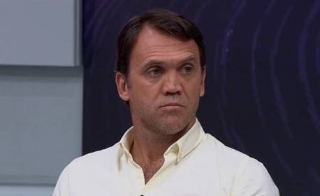 Pet afirma que teria vaga no Flamengo de 2019 e revela desafeto no futebol