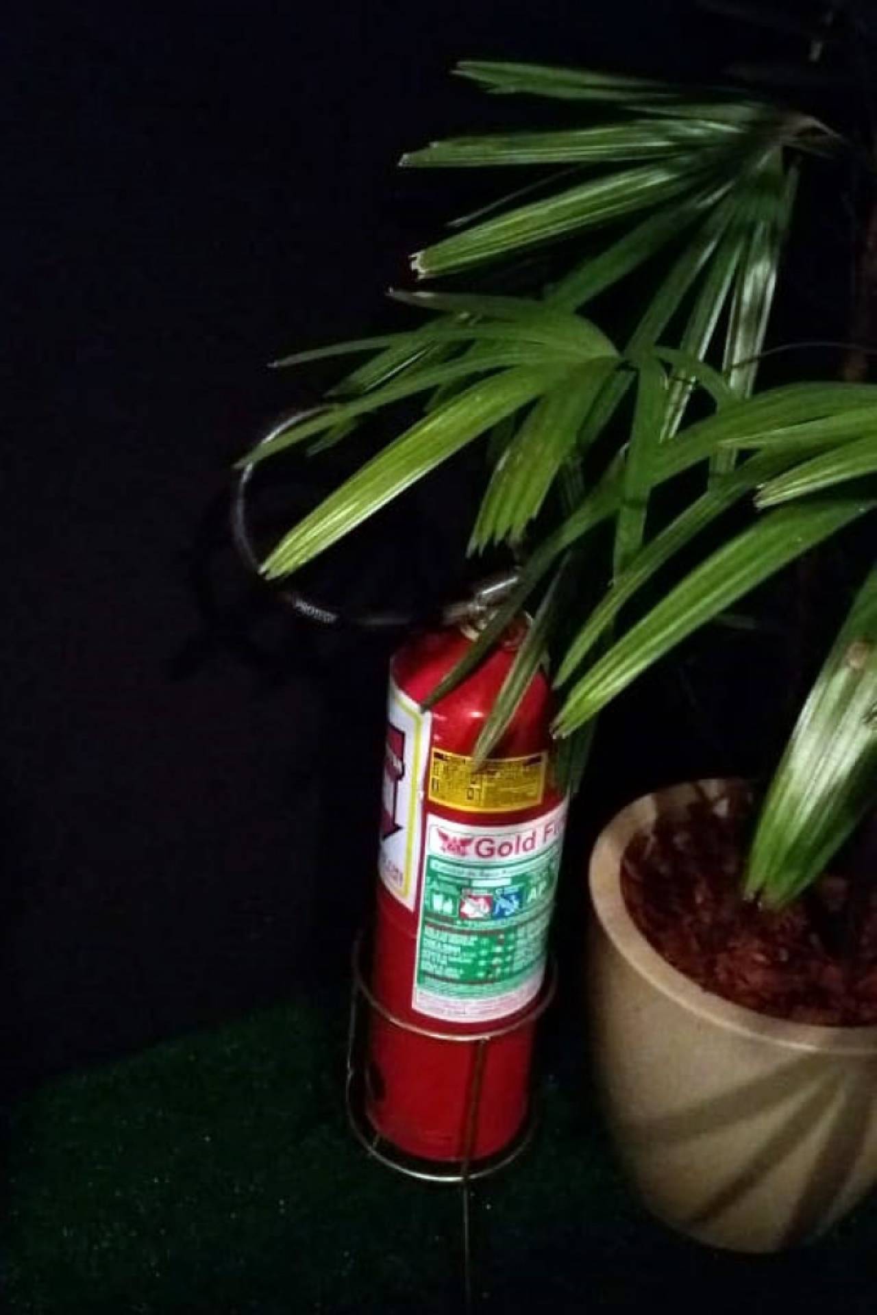 Extintor de incêndio sem a identificação de localização