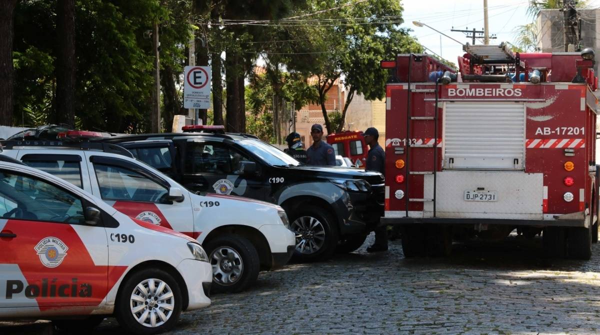 São Paulo (SP), 13/03/2019 - AGÊNCIA DE NOTÍCIAS - PARCEIRO -Crime-SP - Dois bandidos invadiram a Escola Estadual Raul Brasil e atiraram contra alunos e funcionarios, deixando 7 pessoas mortas e 17 feridos, localizado na Otavio Miguel da Silva, 52 - Parque Suzano, em Suzano, cidade da Grande Sao Paulo. Os bandidos, se suicidaram em sequencia. - Foto: Paulo Guereta/Parceiro/Agência O Dia