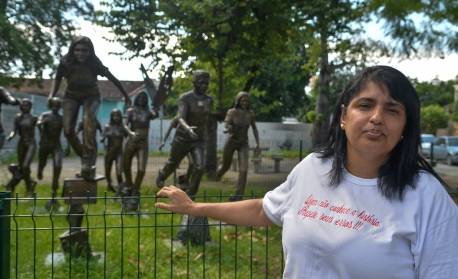 Ato em escola municipal homenageia vítimas do Massacre de Realengo
