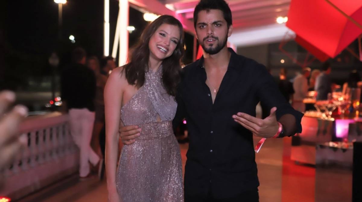 Agatha Moreira e Rodrigo Simas