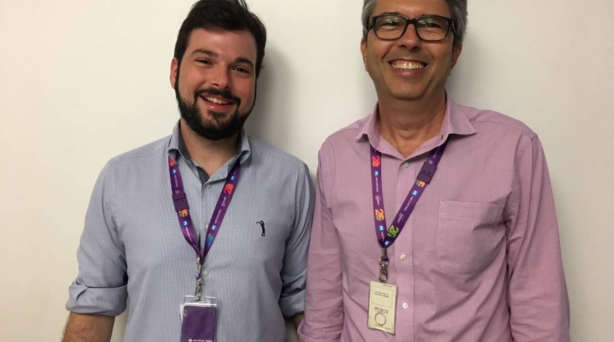  O engenheiro mecânico Nelson Walker, de  61 anos, e o filho,Luiz Felipe, trabalham juntos no MetrôRio: 