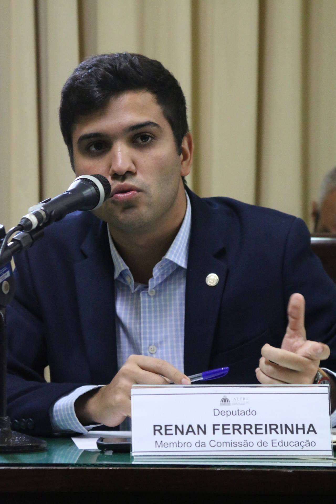 O deputado estadual Renan Ferreirinha (PSB)