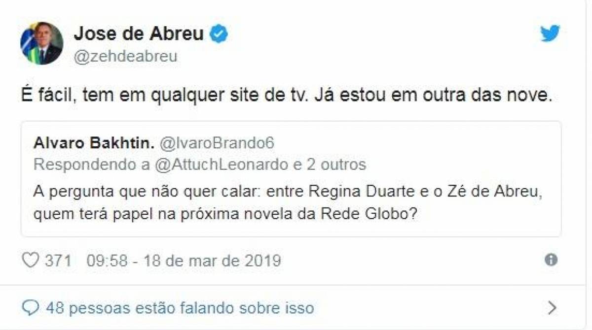 José de Abreu alfineta Regina Duarte