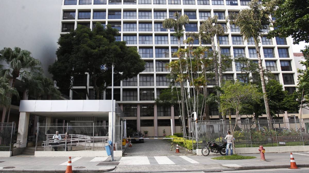 3-19-9--20 - Fachadas de instituicoes federais. Na imagem, fachada do predio da Justica Federal, no Centro do Rio de Janeiro. Foto de Alexandre Brum / Agencia O Dia - ECONOMIA GOVERNO INSTITUICAO FEDERAL JUSTICA BANCO PREVIDENCIA
