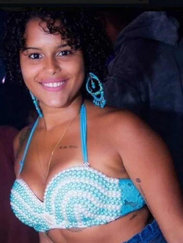 Luciana Vermelho 