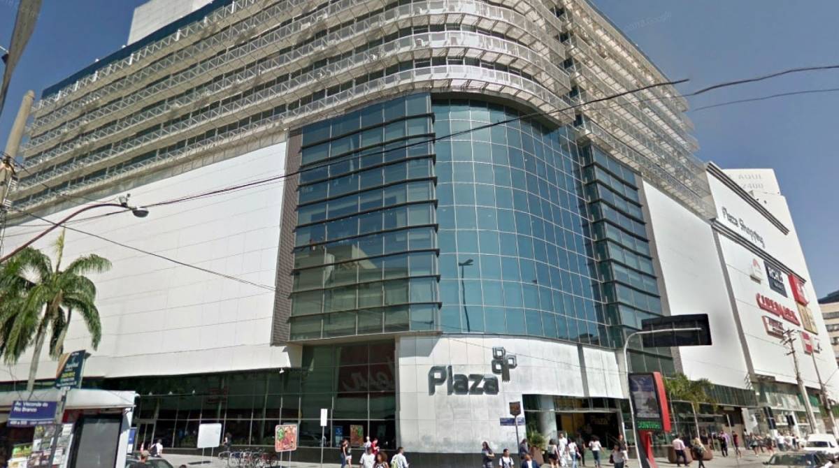 O Shopping Plaza Niter&oacute;i era um dos alvos do ataque - Reprodu&Atilde;&sect;&Atilde;&pound;o / Google Street View