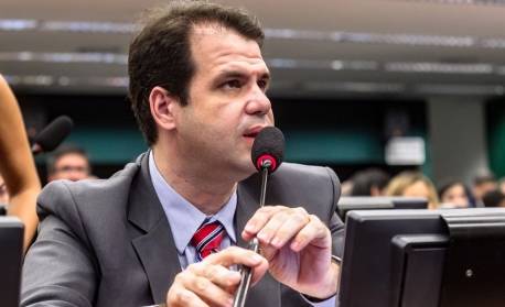 Autor do marco regulatório das criptomoedas vai comandar CPI das Pirâmides Financeiras