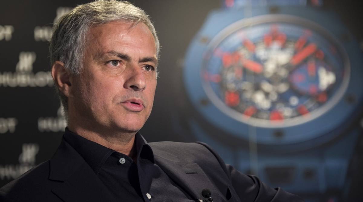 Jos&eacute; Mourinho durante evento publicit&aacute;rio em Basel (Su&iacute;&ccedil;a): t&eacute;cnico est&aacute; sem clube desde dezembro, quando foi demitido pelo Manchester United