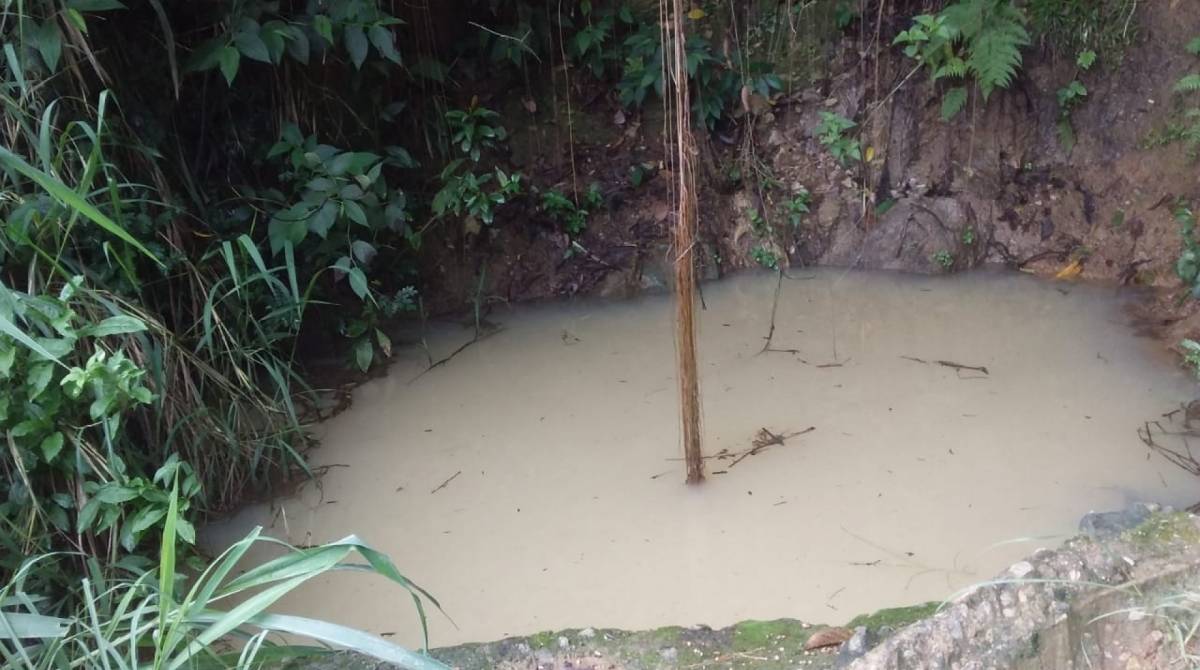 Po&ccedil;o no Camarista M&eacute;ier &eacute; o local onde crian&ccedil;as e adultos tomam banho