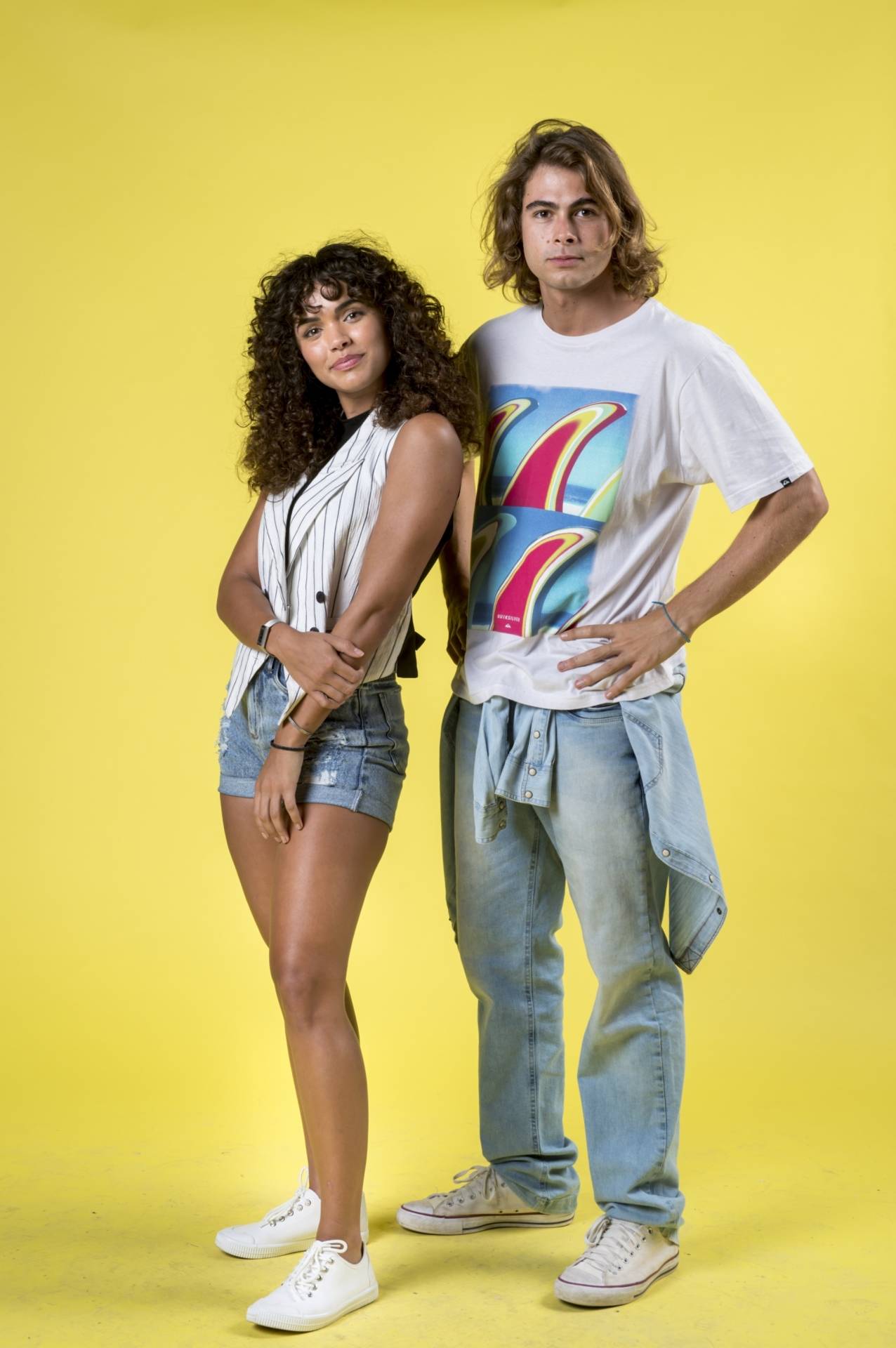 Cena da novela 'Verão 90' - João ( Rafael Vitti ) Moana ( Giovana Cordeiro )
      Caption