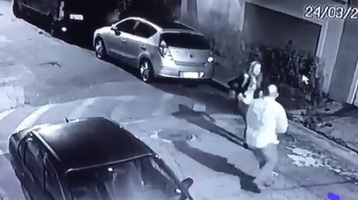 Câmera registrou reação de PM a assalto em São Paulo - Reprodução