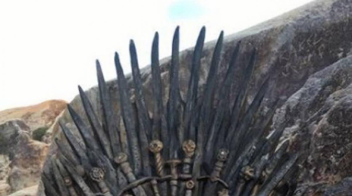 Primeira pessoa a encontrar o Trono de Ferro de 'Game of Thrones' no Brasil