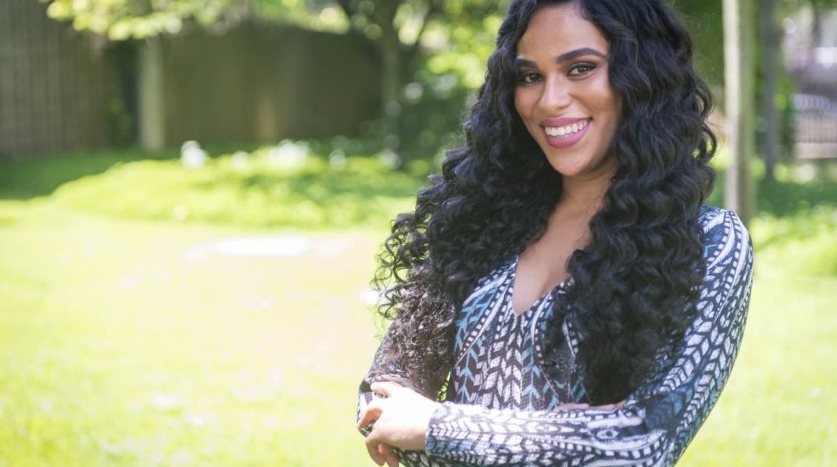 Elana, do 'BBB 19', levou a pior ao enfrentar Paula e Carolina. 