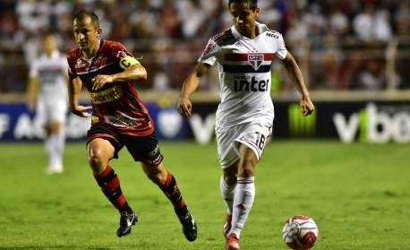 Everton Felipe entra em acordo com São Paulo, rescinde e assinará com o Sport