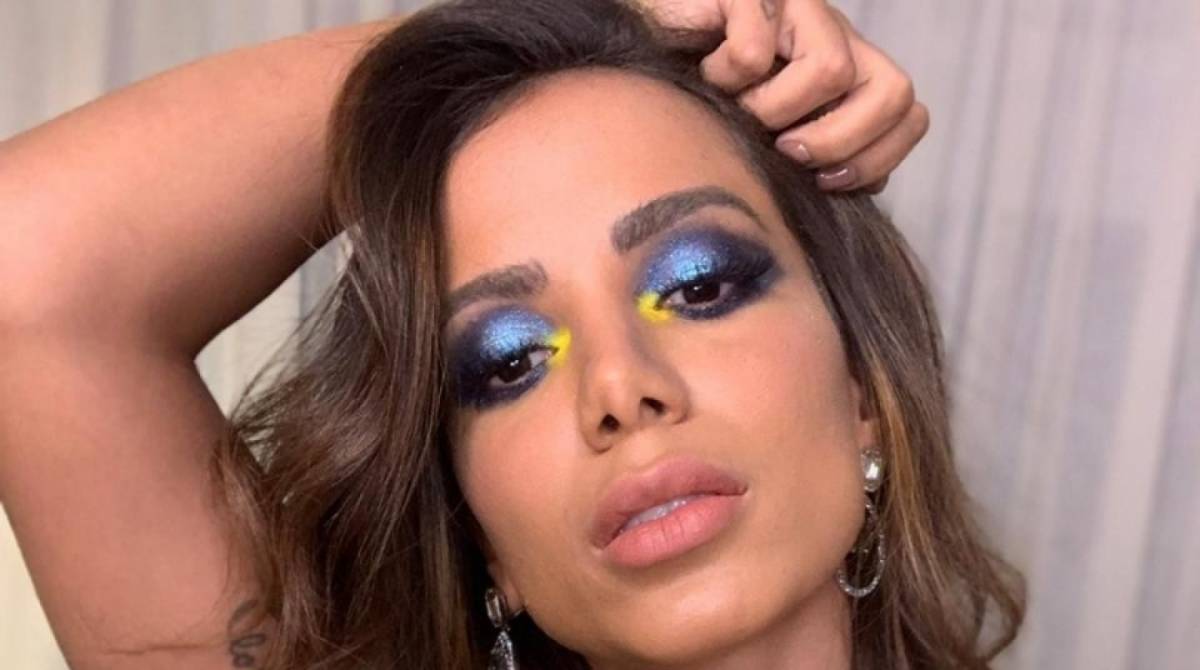 Anitta comemora anivers&aacute;rio de 26 anos com fest&atilde;o em sua mans&atilde;o na Barra da Tijuca, na Zona Oeste do Rio, na noite desta quinta-feira