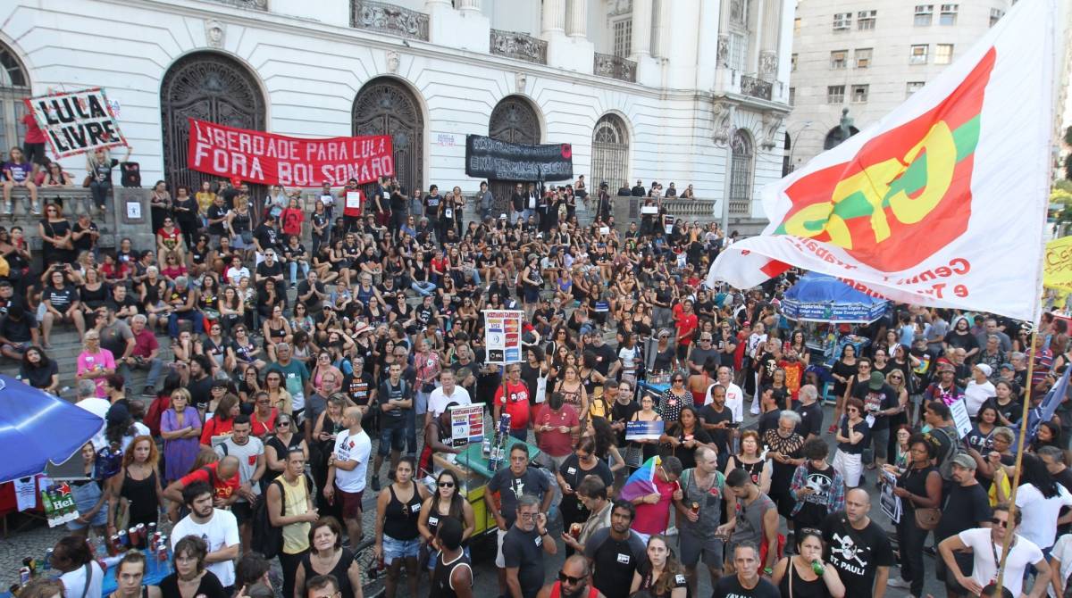Ato reuniu centenas na Cinel&acirc;ndia