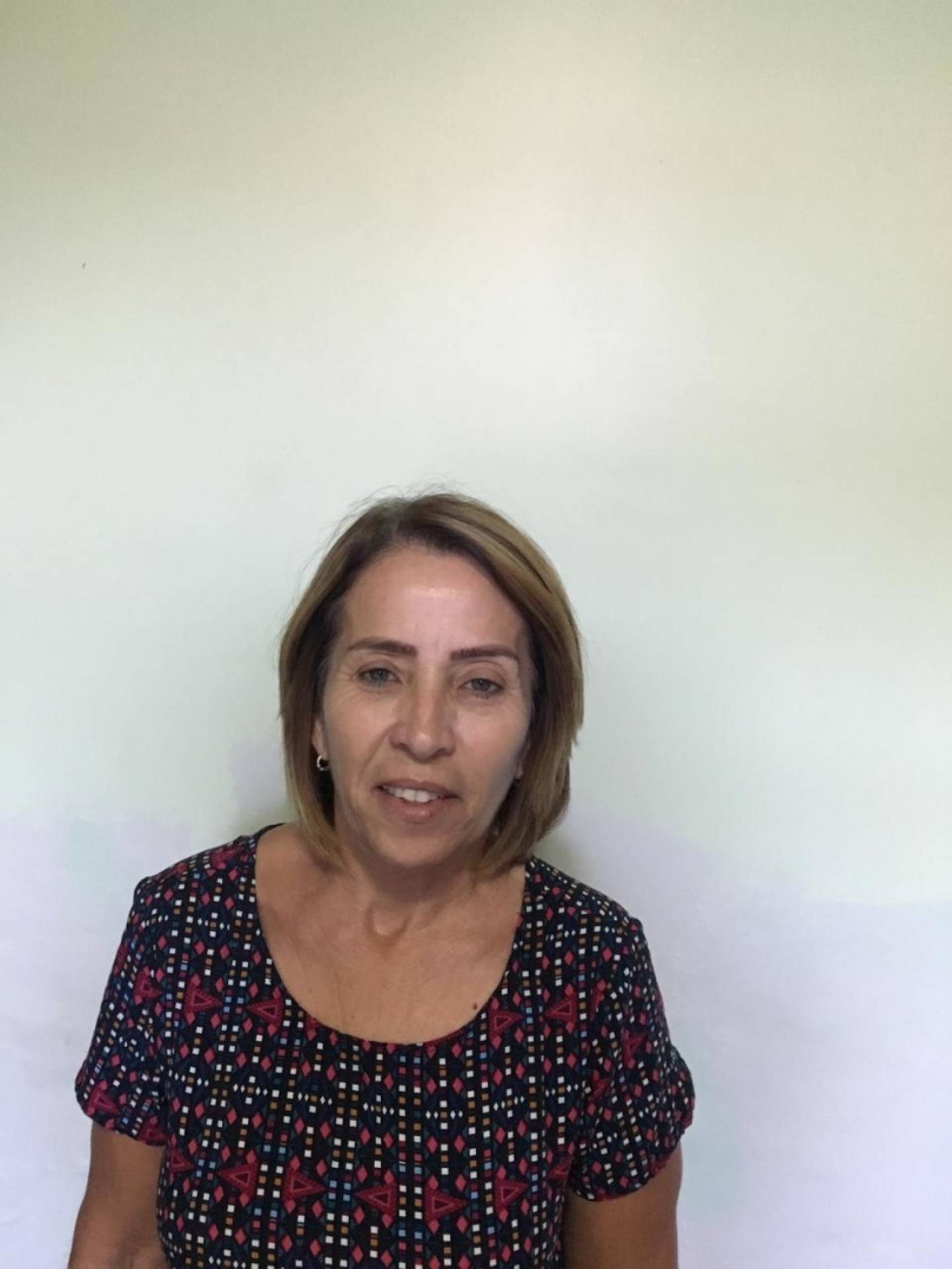 Arlene de Fátima lamemta o abandono das autoridades da cidade