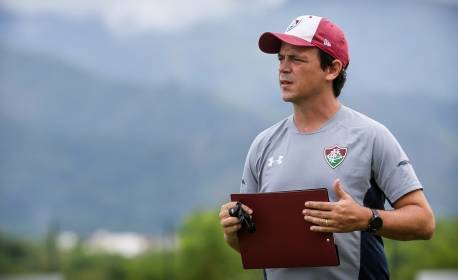 Fluminense encaminha acordo com Fernando Diniz para ser o novo treinador da equipe
