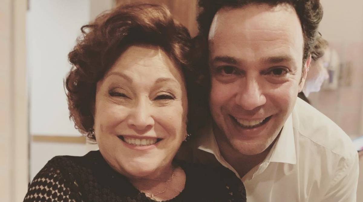 Nicette Bruno e Marcelo M&eacute;dici nos bastidores da novela '&Oacute;rf&atilde;os da Terra'