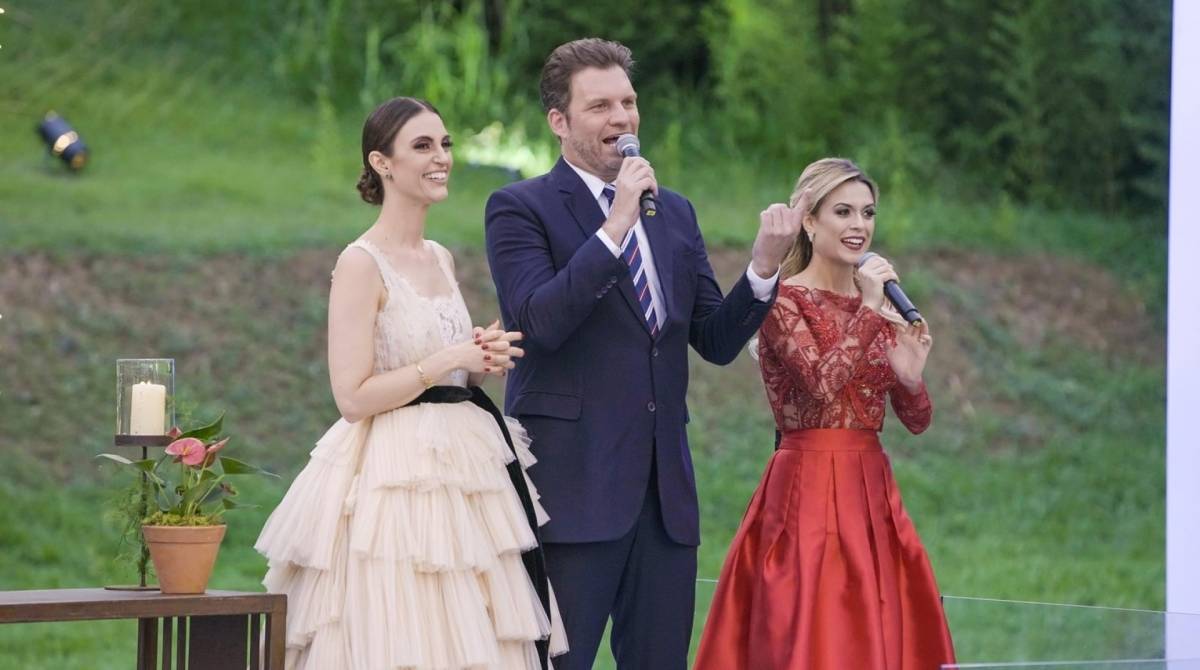 FÃ¡brica de Casamentos, com Cris Flores, Carlos Bertolazzi e Beca Milano, no SBT