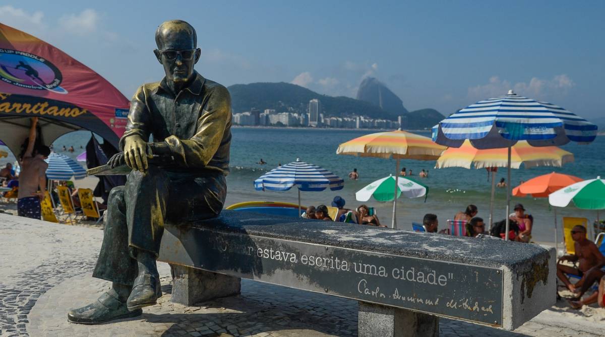 Rio de Janeiro (RJ), 26/06/2019, MOVIMENTACAO PRAIA - Movimenacao na praia de Copacabana, na tarde de domingo, zona sul  Rio de Janeiro.Foto: Armando Paiva / Agência O Dia Cidade, Praia, Rio de Janeiro, Copacabana - Armando Paiva / Agência O Dia