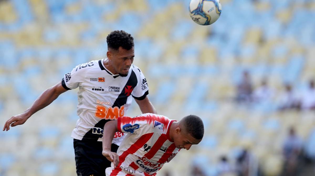 Rio de Janeiro 07/04/2019  Bruno Silva do Vasco durante partida contra a equipe do Bangu no est&aacute;dio do Maracan&atilde;, valido pela semi final do Campeonato Carioca 2019, neste domingo 07. Foto: Luciano Belford/ Ag&ecirc;ncia O Dia..