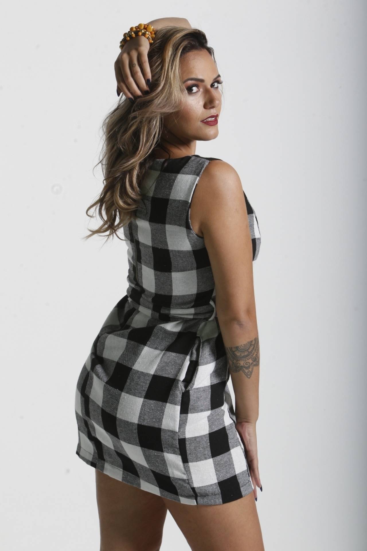 05/04/2019 - Ensaio Moda com a cantora Gabi Lima para o D Mulher. Foto de Alexandre Brum / Agencia O Dia..CAD D MODA CULTURA ARTE ENTRETENIMENTO ROUPAS CALCADOS MAQUIAGEM SESSAO DE FOTOS